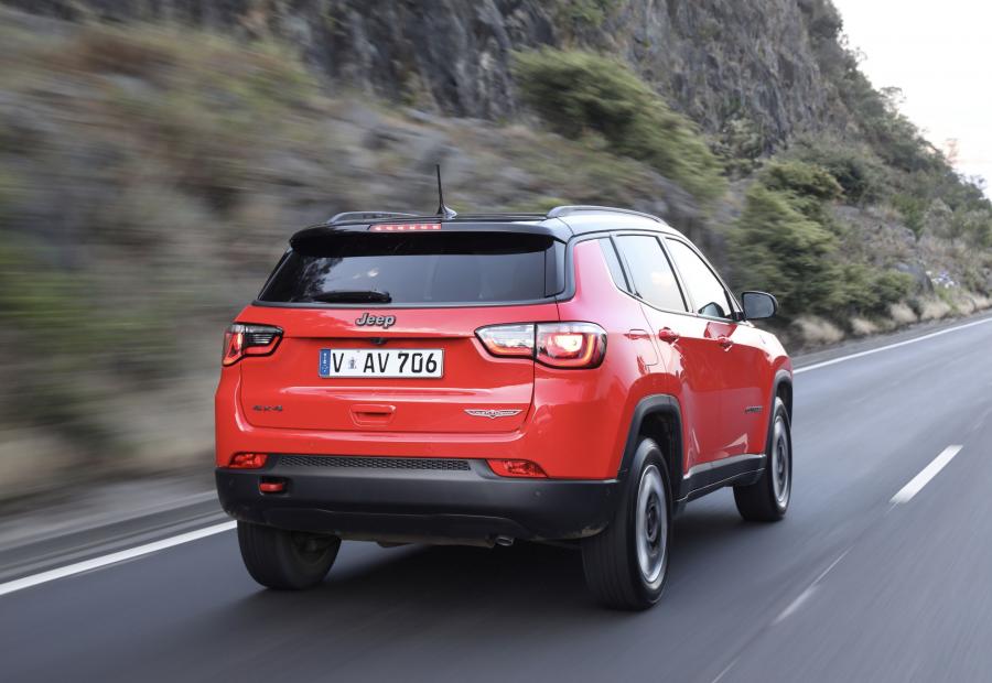  Jeep Compass Trailhawk (MP) 2017 года  (AU) (фото 18 из 46)